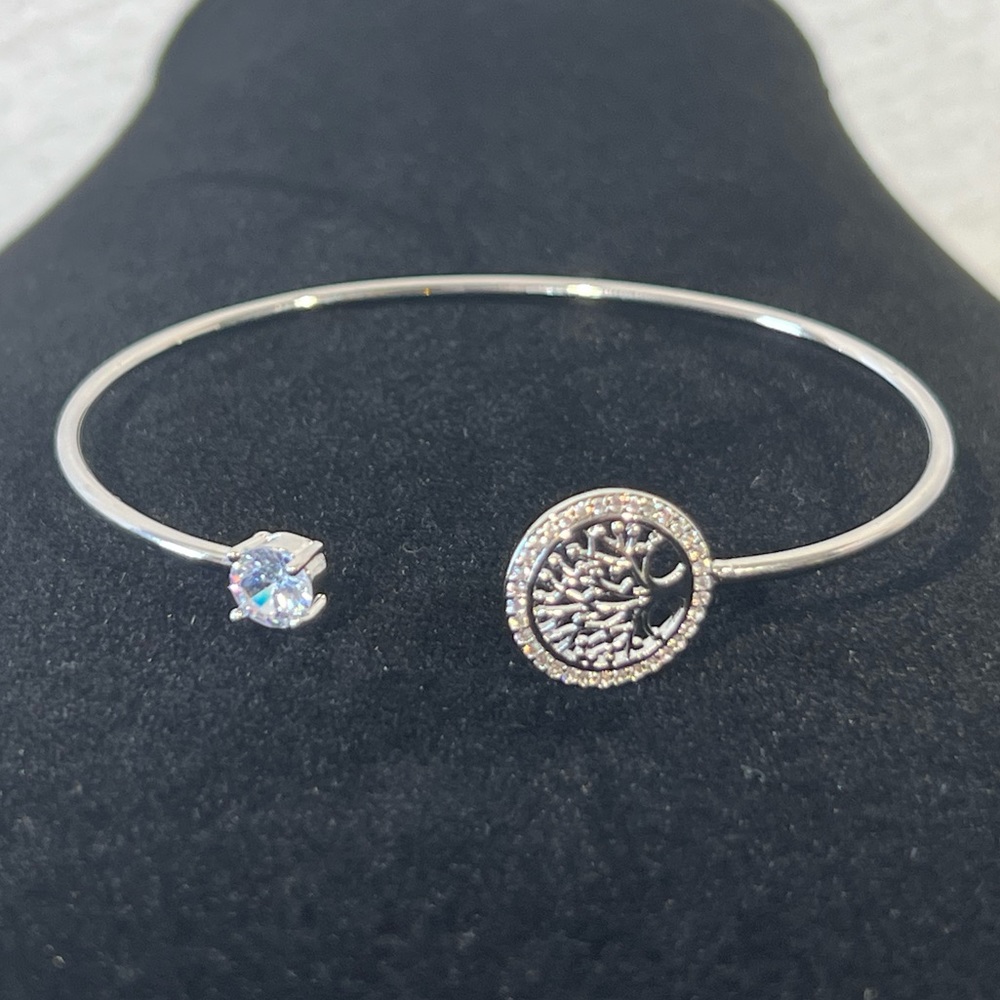 LAST ONE! Tree of Life - White 14K Gold Adjustable Bracelet Tree Of Life - Picture 5 of 10